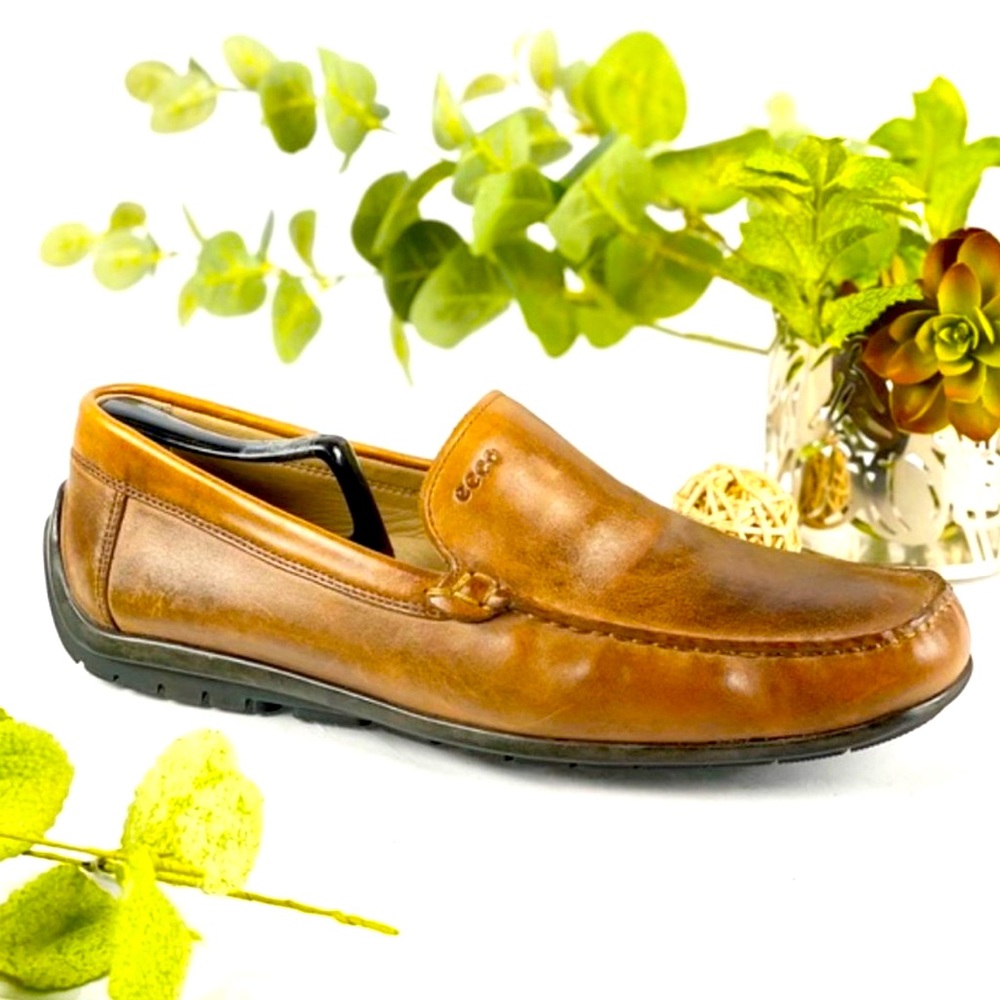 Ecco mens driving moccasin, cognac brown size 44eu ( 10-10.5 US )